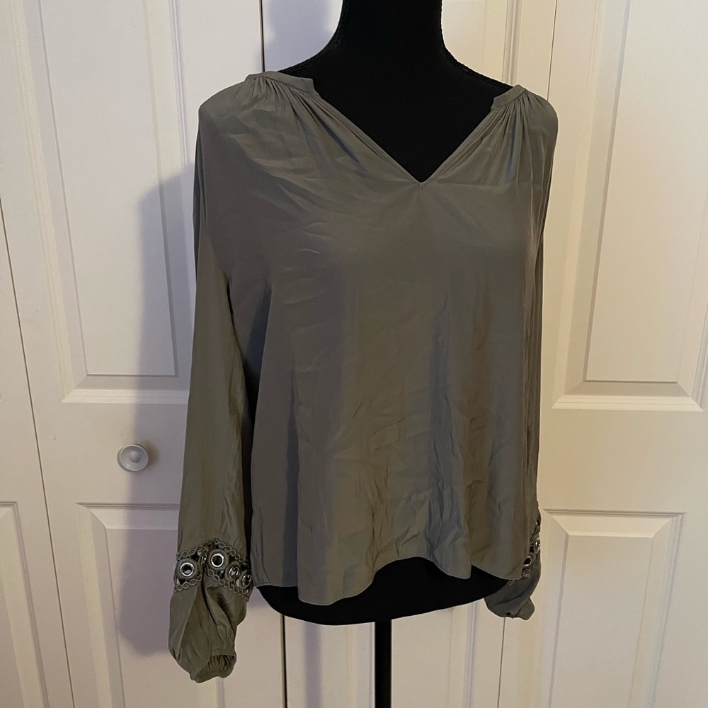 Ramy Brook Serra grommet sleeve blouse olive green medium EUC